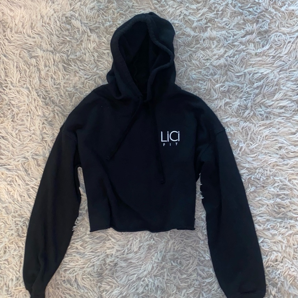 LICI FIT- BLACK CROPPED FLEECE HOODIE SIZE M - Picture 2 of 8